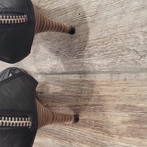 Coach 3" heels - Picture 6 of 10